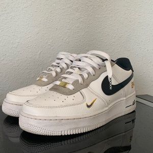 Ken Griffey AF1(size 7.5)